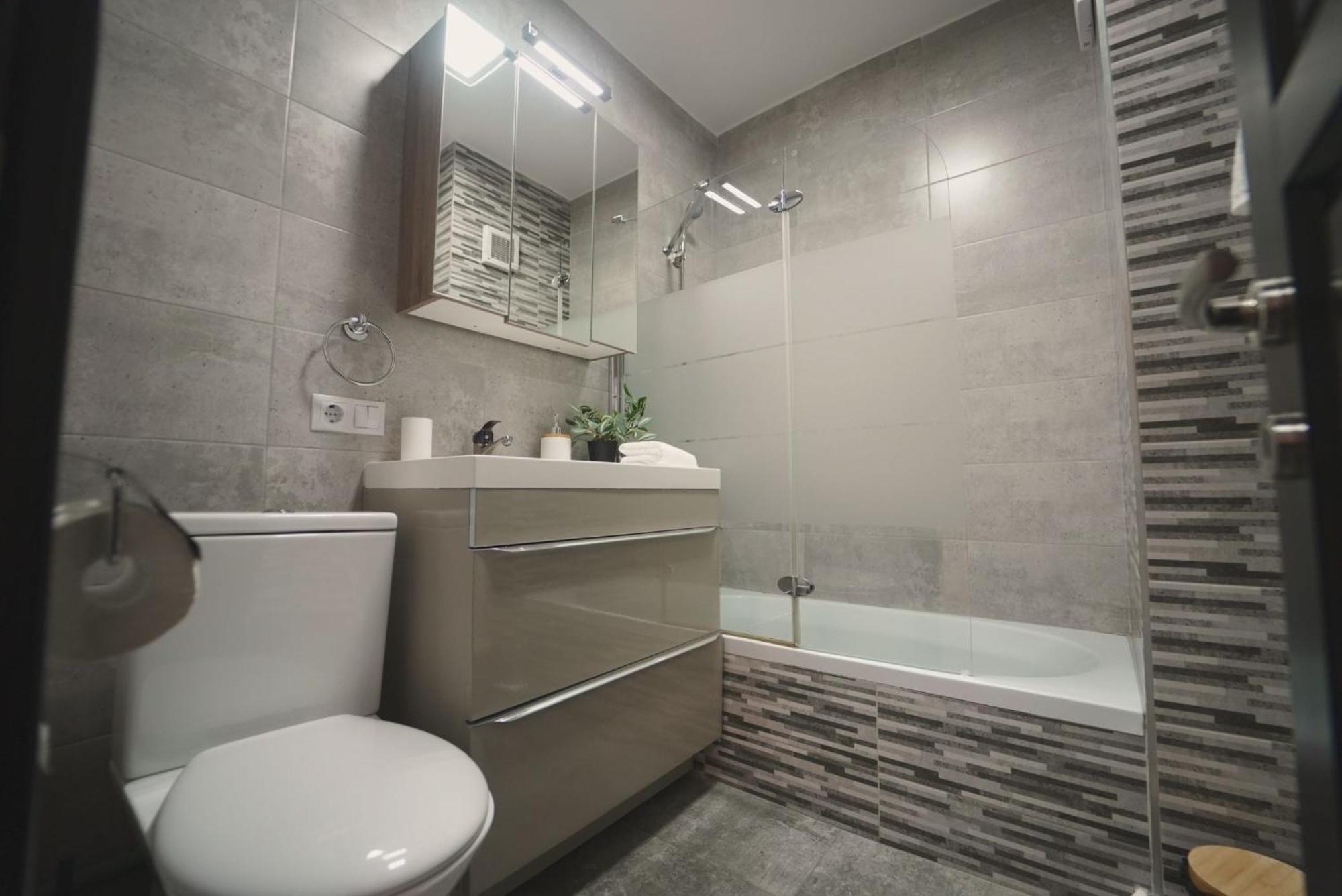 Luxury Apartament Ultracentral Of Suceava Esplanada Exterior foto