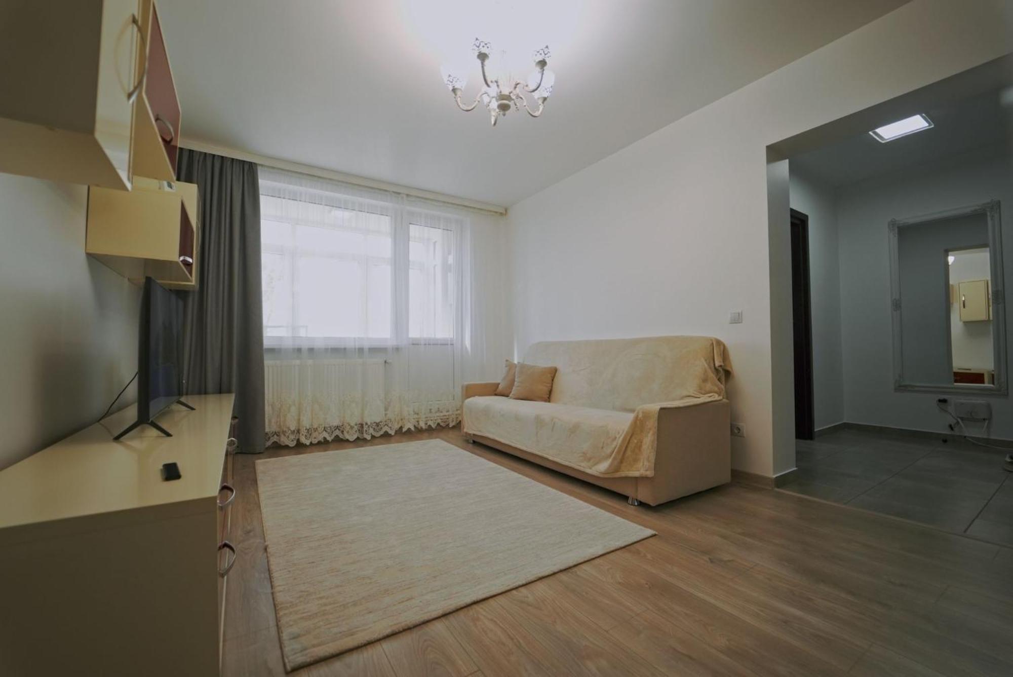Luxury Apartament Ultracentral Of Suceava Esplanada Exterior foto
