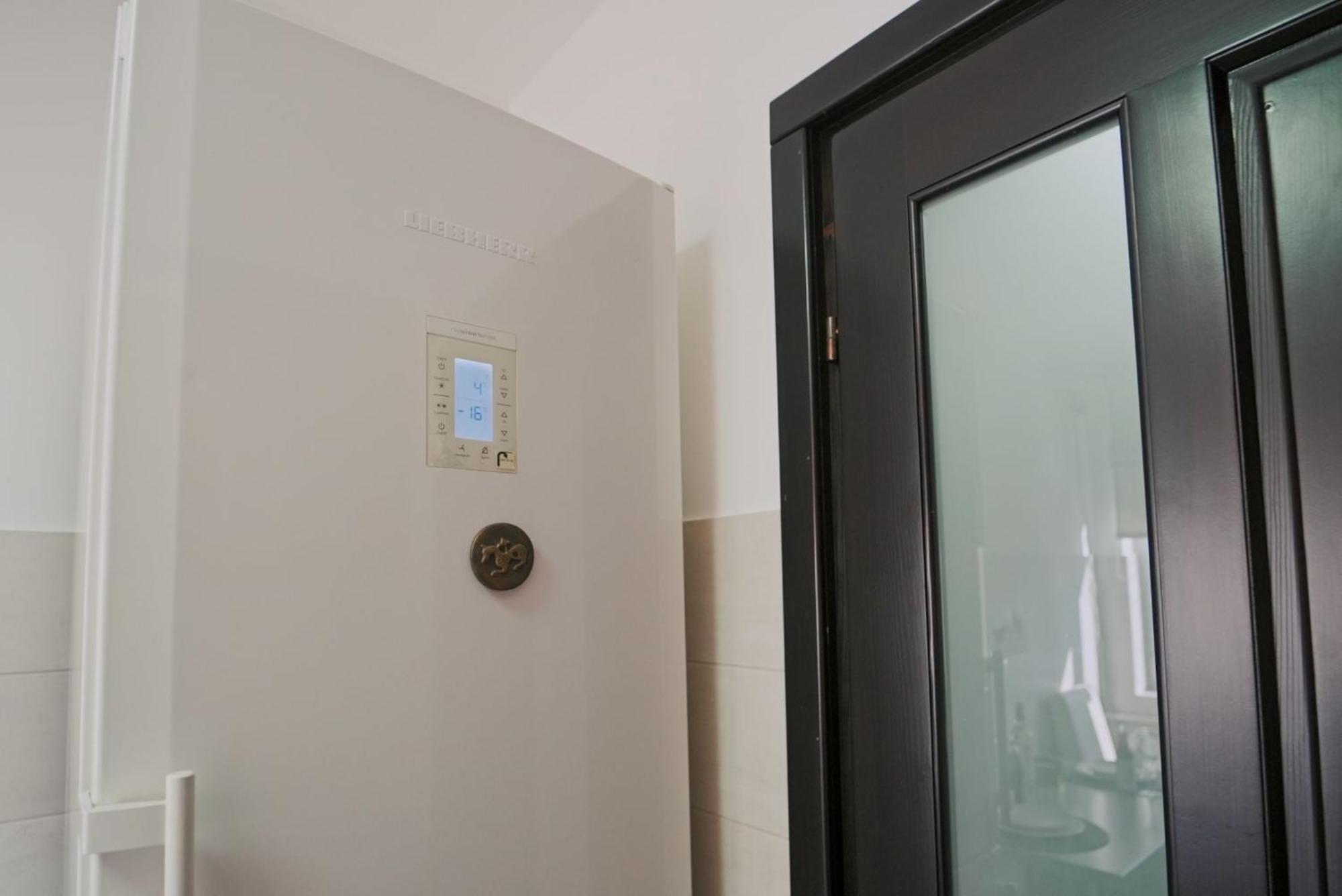 Luxury Apartament Ultracentral Of Suceava Esplanada Exterior foto