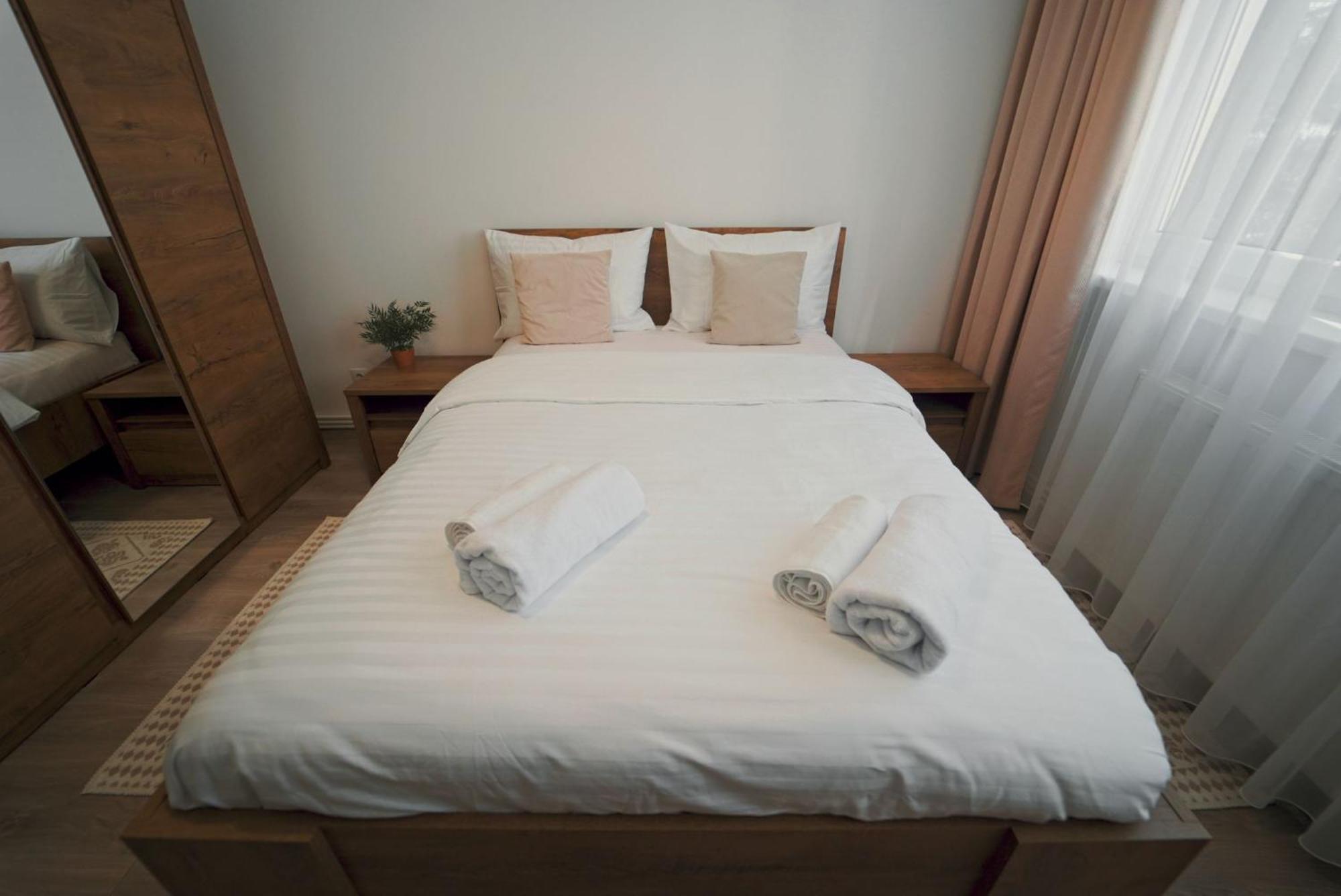Luxury Apartament Ultracentral Of Suceava Esplanada Exterior foto
